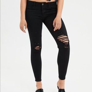 American Eagle Black Low-Rise Ripped Skinny Jeans